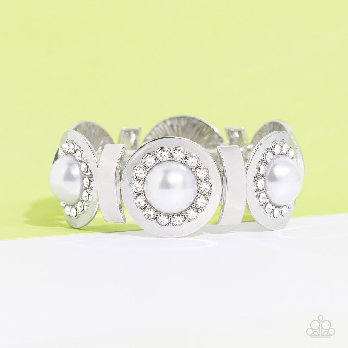 Summer Serenade White Pearl &amp; Rhinestone Bracelet - Paparazzi Accessories