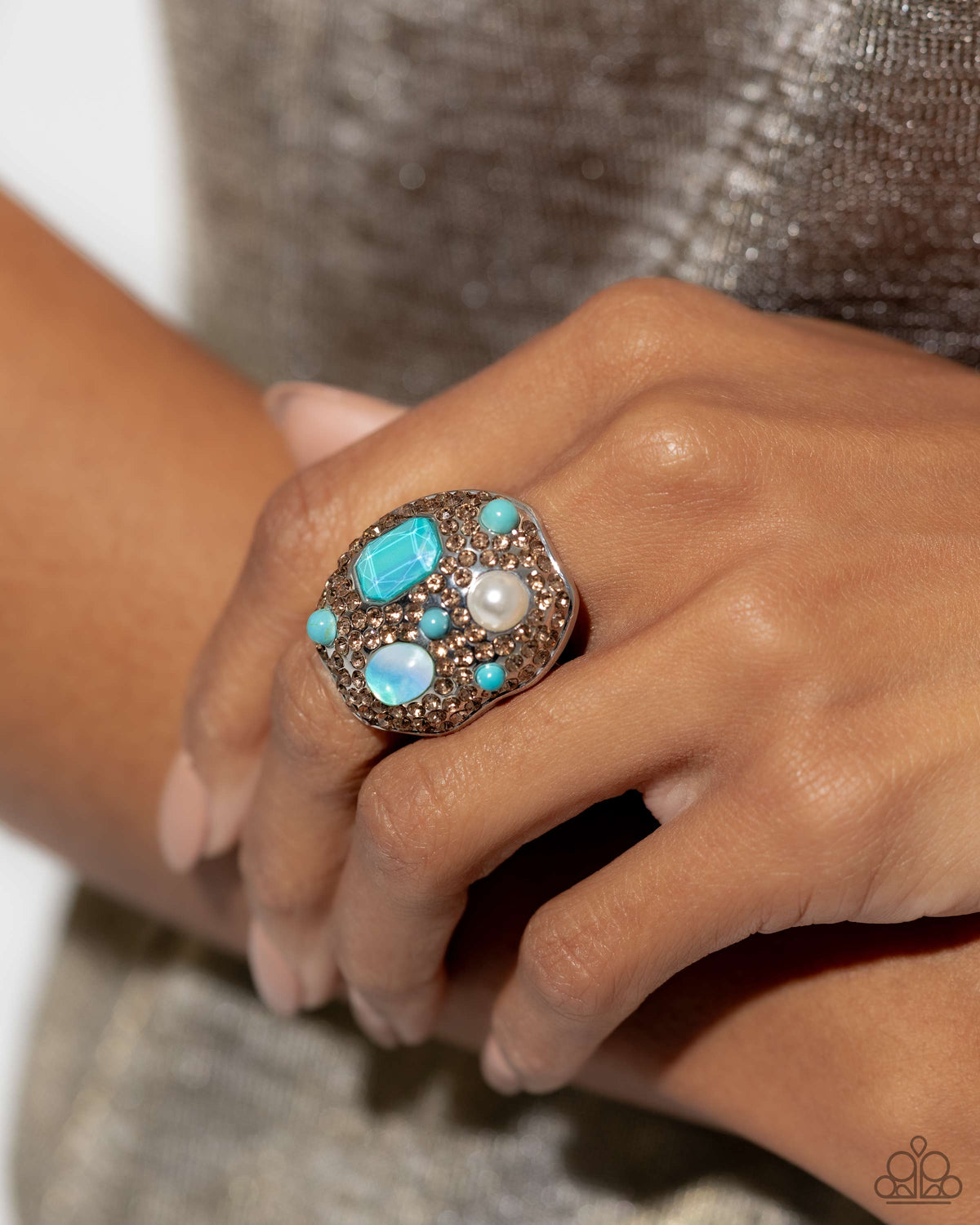 Active Artistry Blue Ring - Paparazzi Accessories-on model - CarasShop.com - $5 Jewelry by Cara Jewels