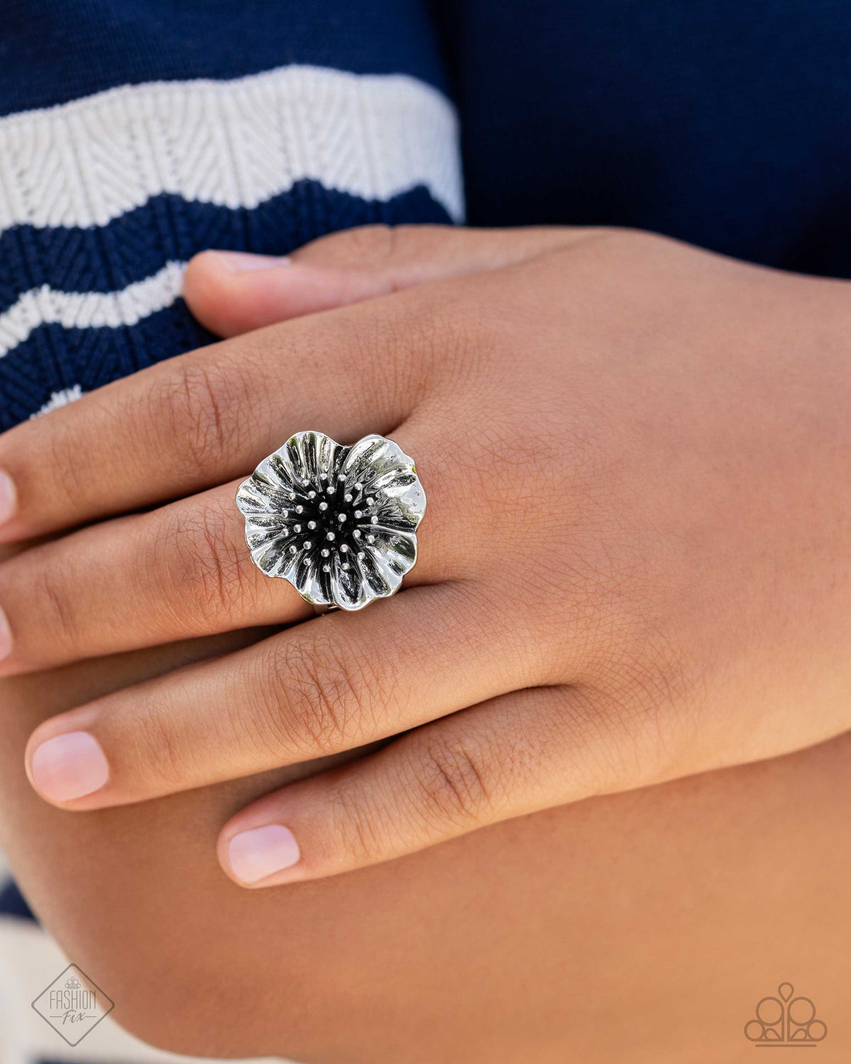 Antique Adornment Silver Flower Ring - Paparazzi Accessories-on model - CarasShop.com - $5 Jewelry by Cara Jewels