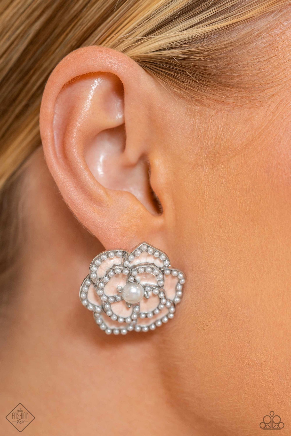 Fiercely 5th Avenue Set - January 2024 - Paparazzi Accessories- Earrings - CarasShop.com - $5 Jewelry by Cara Jewels