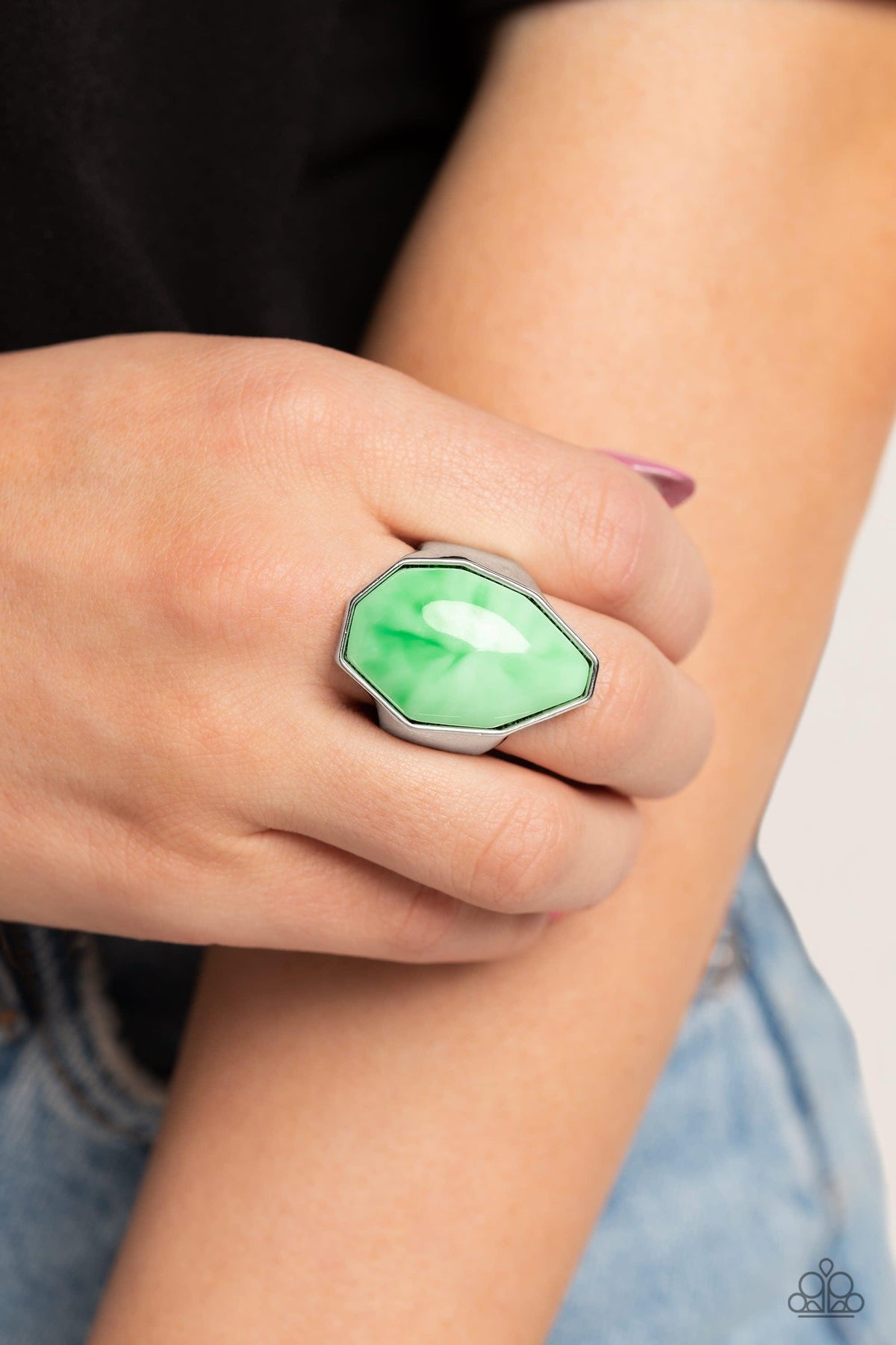 Never Say TIE DYE Green Ring - Paparazzi Accessories-on model - CarasShop.com - $5 Jewelry by Cara Jewels