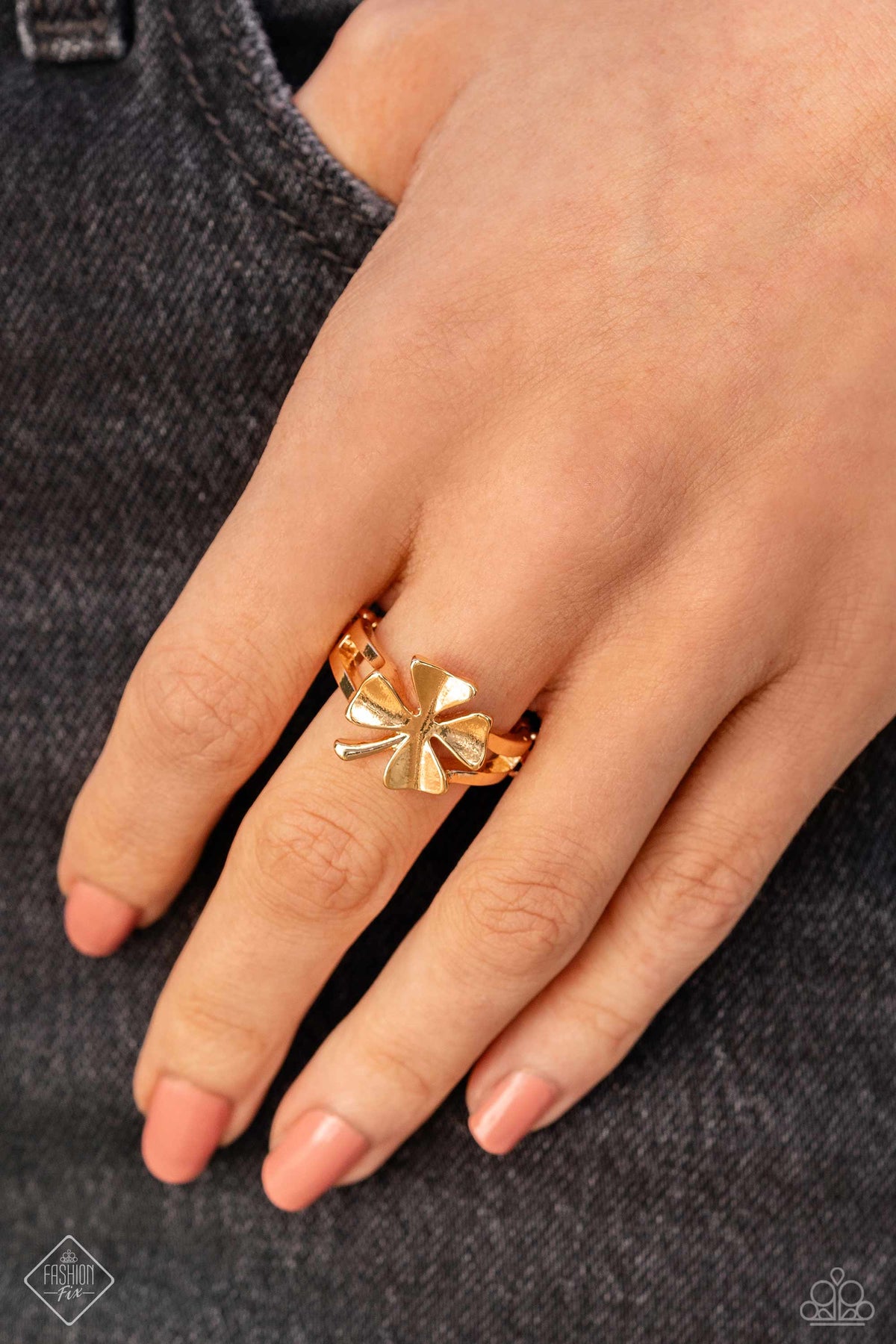 Sunset Sightings Set - March 2024 - Paparazzi Accessories- Ring - CarasShop.com - $5 Jewelry by Cara Jewels