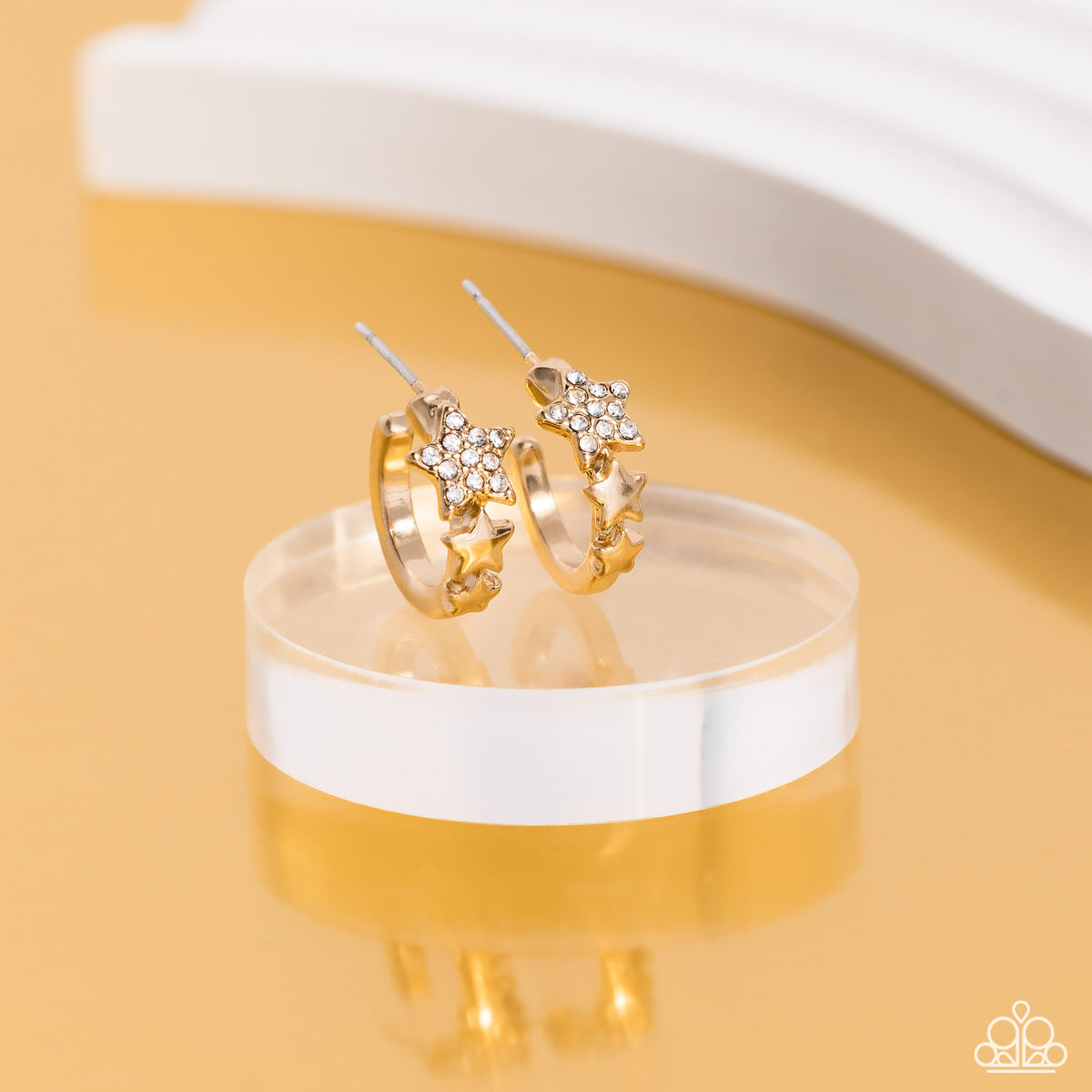 Starfish Showpiece Gold Hoop Earrings - Paparazzi Accessories