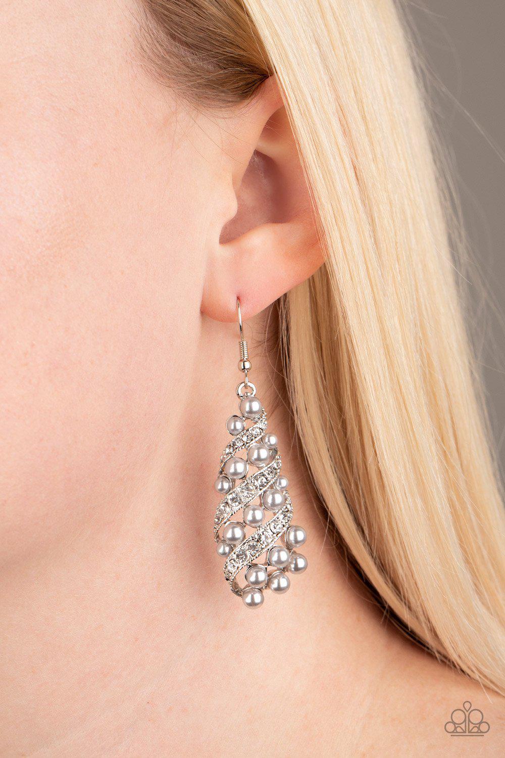 Silver hoop earrings pearl