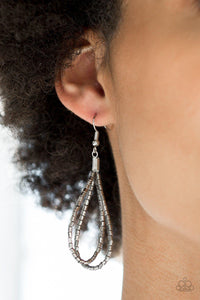 Hand knotted knockout white necklace Clearance