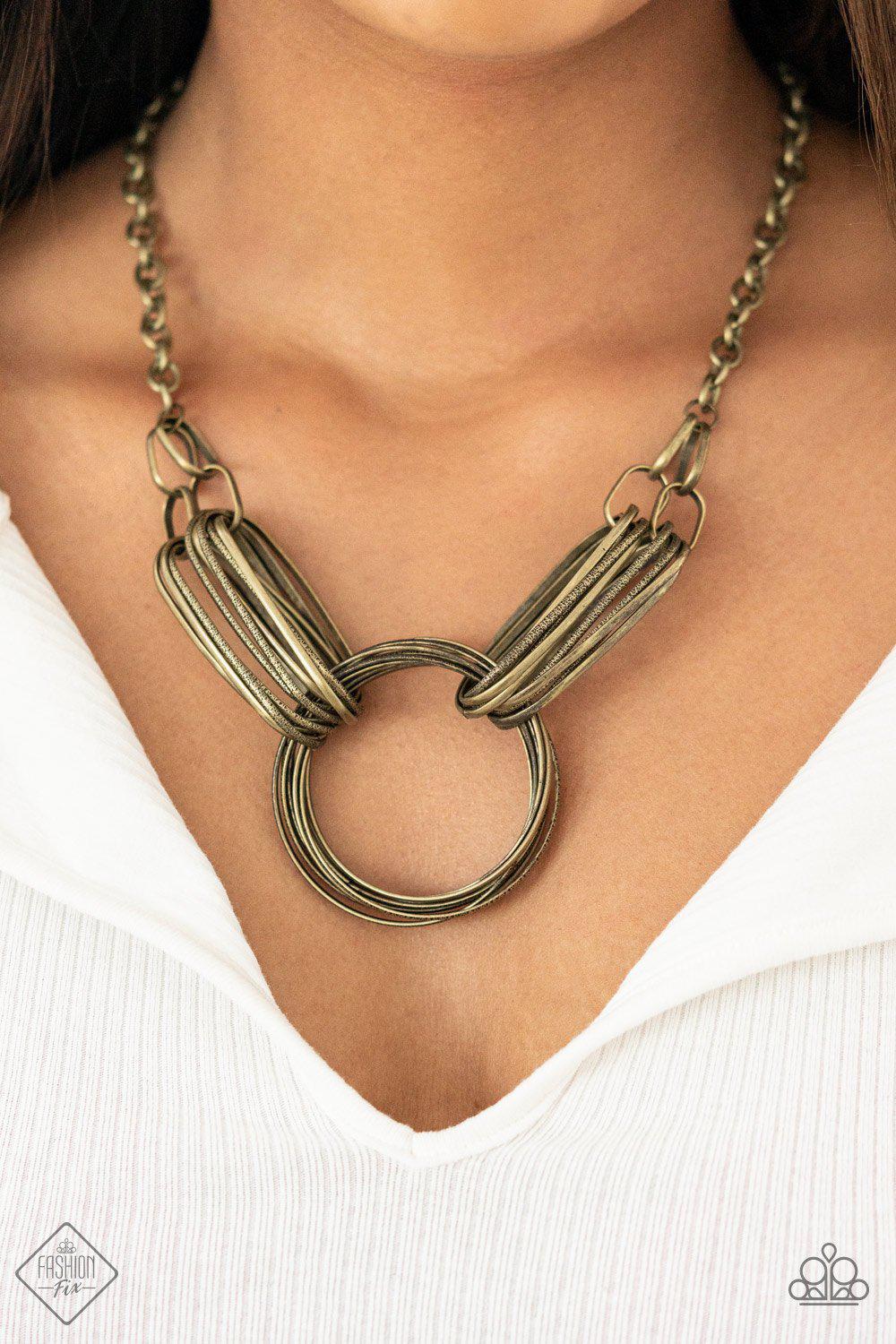 Lip Sync Links Brass Necklace - Paparazzi Accessories- model - CarasShop.com - $5 Jewelry by Cara Jewels
