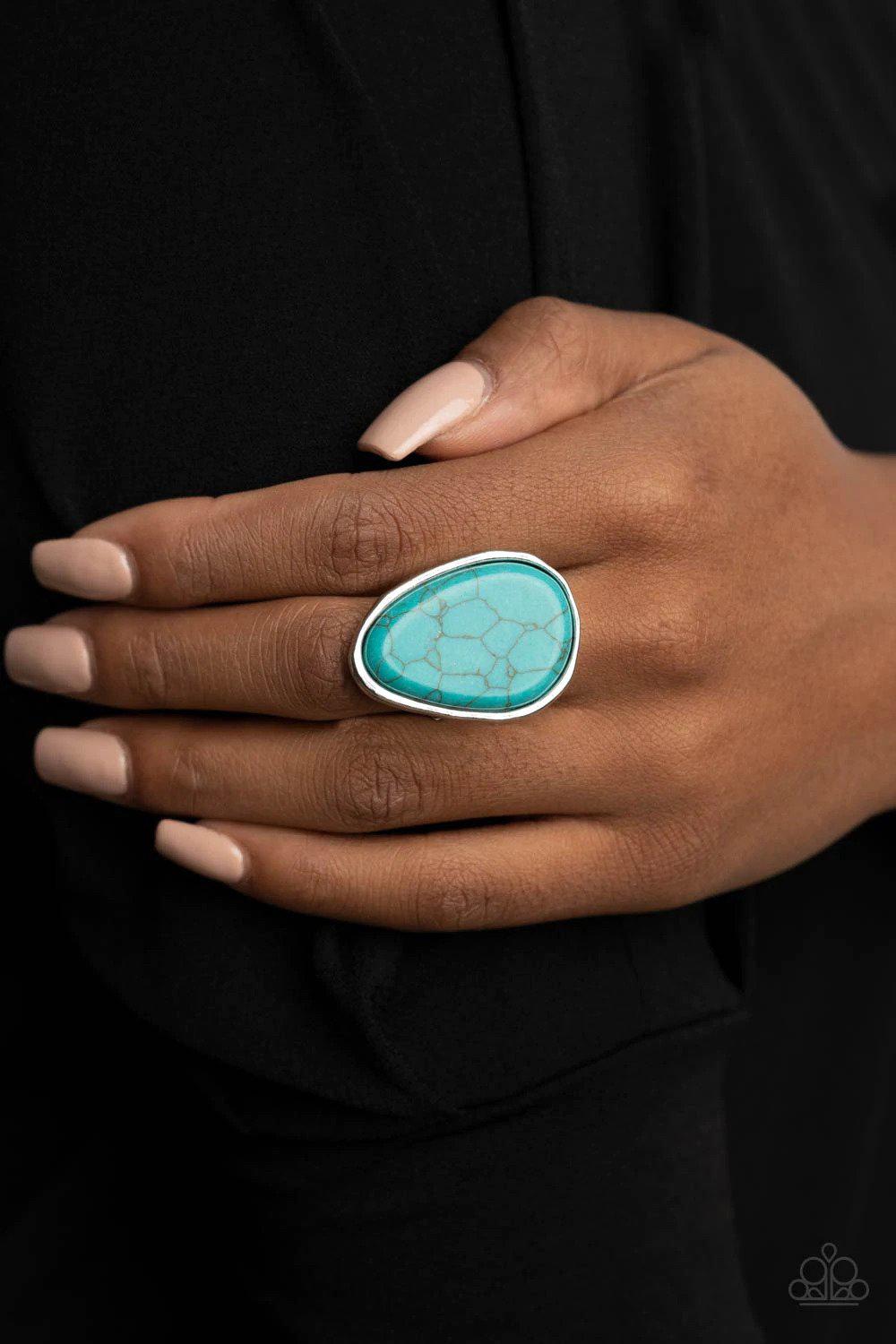 Marble Mecca Blue Ring - Paparazzi Accessories- on model - CarasShop.com - $5 Jewelry by Cara Jewels
