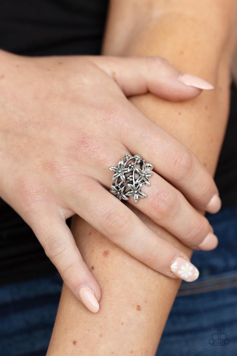 Prairie Primrose Silver Ring - Paparazzi Accessories-on model - CarasShop.com - $5 Jewelry by Cara Jewels