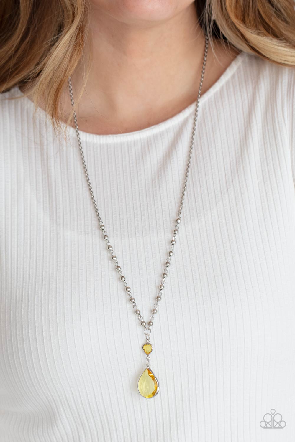 Titanic Splendor Yellow Gem Necklace - Paparazzi Accessories- model - CarasShop.com - $5 Jewelry by Cara Jewels
